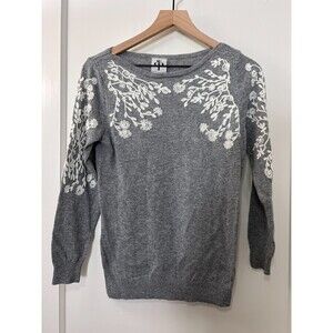 Rain + Rose Long Sleeve Gray White Floral Embroidered Sweater Women's Size XS